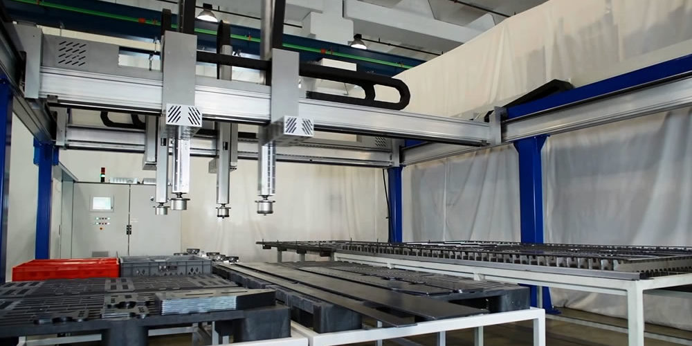 自动数控分拣机